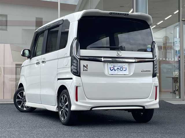 ホンダ Ｎ ＢＯＸ カスタム G L ホンダセンシング 岐阜県 2018(平30)年 10.2万km プレミアムホワイトパールⅡ (株)IDOMが運営する【じしゃロン多治見店】の自社ローン専用車両になります。こちらは現金またはオートローンご利用時の価格です。自社ローンご希望の方は別途その旨お申付け下さい。/ホンダセンシング/・アダプティブクルーズコントロール/・レーンキープアシスト/・衝突軽減ブレーキ/左側パワースライドドア/LEDヘッドライト/オートライト/後方コーナーセンサー/ETC/横滑り防止装置