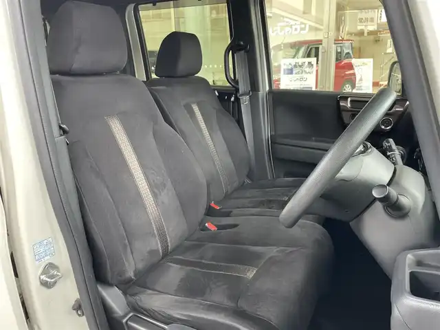 ホンダ Ｎ ＢＯＸ カスタム G L ホンダセンシング 岐阜県 2018(平30)年 10.2万km プレミアムホワイトパールⅡ (株)IDOMが運営する【じしゃロン多治見店】の自社ローン専用車両になります。こちらは現金またはオートローンご利用時の価格です。自社ローンご希望の方は別途その旨お申付け下さい。/ホンダセンシング/・アダプティブクルーズコントロール/・レーンキープアシスト/・衝突軽減ブレーキ/左側パワースライドドア/LEDヘッドライト/オートライト/後方コーナーセンサー/ETC/横滑り防止装置
