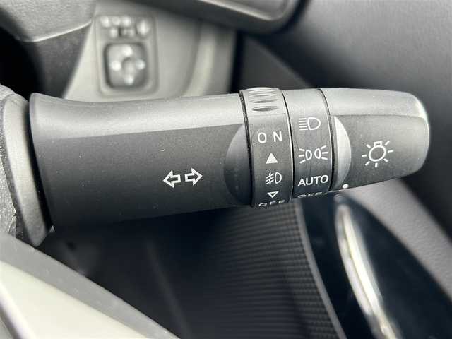 日産 デイズ ルークス ハイウェイスター Xターボ 奈良県 2017(平29)年 3.6万km スパークリングレッド/ブラック 全方位カメラ　/片側パワースライド　/ＥＴＣ　/フルセグナビ　/ＣＮ－ＲＡ０５ＷＤ　/バックカメラ　/ターボ車両　/オートライト　/純正マット　/スマートキー　/アイドリングストップ　/オートエアコン　/衝突軽減システム