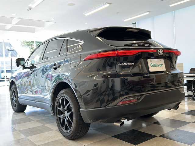 トヨタ ハリアー S 岐阜県 2022(令4)年 7.2万km プレシャスブラックパール 純正ディスプレイオーディオ/バックモニター/Bluetooth/おくだけ充電/トヨタセーフティセンス/追従クルーズコントロール/USBポート/シートカバー/ETC/LEDヘッドライト/オートハイビーム/オートライト/ヘッドライトレベライザー/オートエアコン/クリアランスソナー/ワンオーナー/プッシュスタート/スマートキー/スペアキー/取扱説明書・記録簿