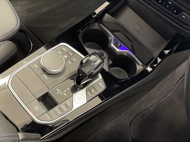 ＢＭＷ １１８ｄ Mスポーツ EDジョイ+ 岐阜県 2020(令2)年 5万km アルピンホワイトⅢ 純正ナビゲーション/AppleCarPlay/Bluetooth/バックモニター/レーンキープステアリングアシスト/正面衝突警告/アクティブPDC(パーク・ディスタンス・コントロール)/エコモード・スポーツモード付/ETC2.0/革シート/パワーシート/シートメモリ/プッシュスタート/スマートキー/スペアキー/パワーシート/コーナーセンサー/純正フロアマット/LEDヘッドライト