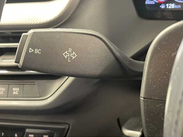 ＢＭＷ １１８ｄ Mスポーツ EDジョイ+ 岐阜県 2020(令2)年 5万km アルピンホワイトⅢ 純正ナビゲーション/AppleCarPlay/Bluetooth/バックモニター/レーンキープステアリングアシスト/正面衝突警告/アクティブPDC(パーク・ディスタンス・コントロール)/エコモード・スポーツモード付/ETC2.0/革シート/パワーシート/シートメモリ/プッシュスタート/スマートキー/スペアキー/パワーシート/コーナーセンサー/純正フロアマット/LEDヘッドライト