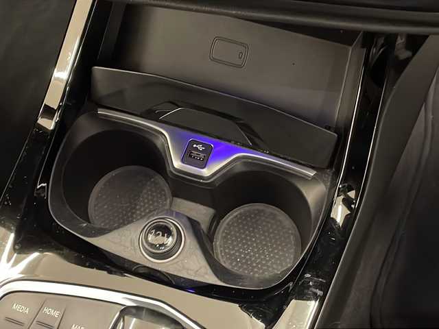 ＢＭＷ １１８ｄ Mスポーツ EDジョイ+ 岐阜県 2020(令2)年 5万km アルピンホワイトⅢ 純正ナビゲーション/AppleCarPlay/Bluetooth/バックモニター/レーンキープステアリングアシスト/正面衝突警告/アクティブPDC(パーク・ディスタンス・コントロール)/エコモード・スポーツモード付/ETC2.0/革シート/パワーシート/シートメモリ/プッシュスタート/スマートキー/スペアキー/パワーシート/コーナーセンサー/純正フロアマット/LEDヘッドライト