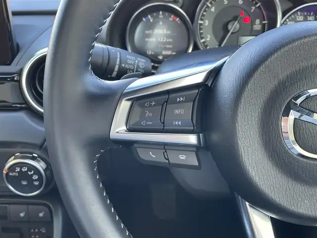 マツダ ロードスター ＲＦ VS テラコッタセレクション 兵庫県 2022(令4)年 0.9万km スノーフレイクホワイトパールマイカ /OP ドアミラー（ピアノブラック）//OP ブレンボキャリパー（レッド）//OP BBS製17インチAW//OP バックカメラ//ナッパレザーシート（テラコッタカラー）//シートヒーター//BOSEサウンドシステム//純正SDナビ//地デジ/DVD/BT/USB//ステアリングリモコン//ビルトインETC//ドライブレコーダー//クルーズコントロール//R5/6/7年ディーラー点検記録簿//リヤパーキングセンサー//SCBS//BSM//車線逸脱警報//交通標識認識システム//ドライバーアテンションアラート//ハイビームコントロールシステム