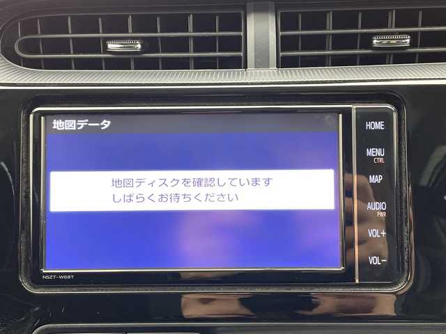 トヨタ アクア S 栃木県 2020(令2)年 6万km ホワイトパールクリスタルシャイン 純正SDナビ/ワンセグTV/バックカメラ/ビルトインETC/禁煙車/ステアリングスイッチ/キーレス/電動格納ミラー/純正フロアマット