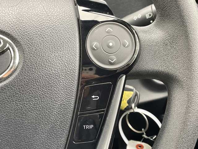 トヨタ アクア S 栃木県 2020(令2)年 6万km ホワイトパールクリスタルシャイン 純正SDナビ/ワンセグTV/バックカメラ/ビルトインETC/禁煙車/ステアリングスイッチ/キーレス/電動格納ミラー/純正フロアマット