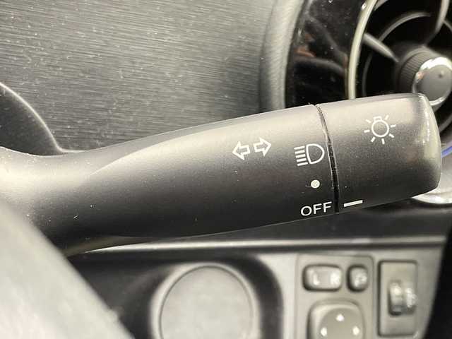 トヨタ アクア S 栃木県 2020(令2)年 6万km ホワイトパールクリスタルシャイン 純正SDナビ/ワンセグTV/バックカメラ/ビルトインETC/禁煙車/ステアリングスイッチ/キーレス/電動格納ミラー/純正フロアマット