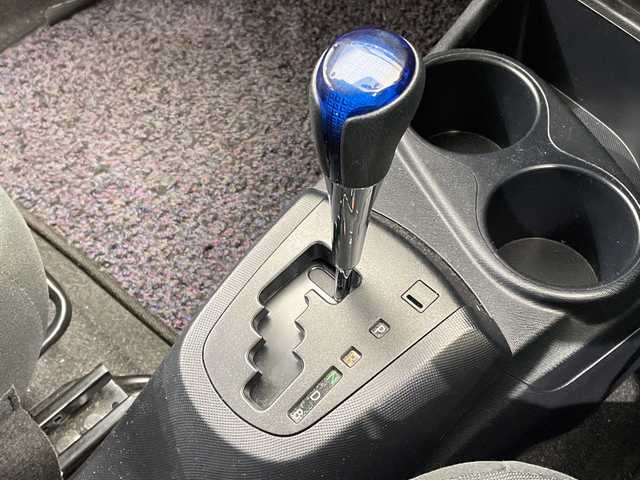 トヨタ アクア S 栃木県 2020(令2)年 6万km ホワイトパールクリスタルシャイン 純正SDナビ/ワンセグTV/バックカメラ/ビルトインETC/禁煙車/ステアリングスイッチ/キーレス/電動格納ミラー/純正フロアマット