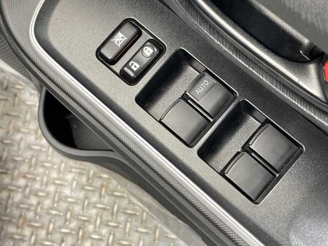 トヨタ アクア S 栃木県 2020(令2)年 6万km ホワイトパールクリスタルシャイン 純正SDナビ/ワンセグTV/バックカメラ/ビルトインETC/禁煙車/ステアリングスイッチ/キーレス/電動格納ミラー/純正フロアマット