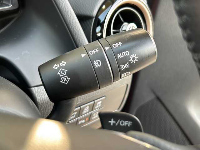 マツダ デミオ XD ツーリング Lパッケージ 静岡県 2018(平30)年 4.6万km ソウルレッドクリスタルM 【メーカーOP】/CD/DVDプレーヤー＋地上デジタルテレビチューナー/360度ビューモニター＋フロントパーキングセンサー/アダプティブLEDヘッドライト/スマートブレーキサポート/マツダレーダークルーズコントロール/【主要装備】/純正ナビ　/ブラインドスポットビューモニター　/ＬＥＤフォグランプ　/前席シートヒーター　/ＥＴＣ　/革巻きステアリング　/パドルシフト/プッシュスタート/スマートキー/純正16インチアルミ