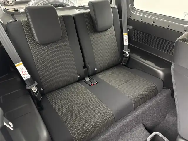 スズキ ジムニー XC 埼玉県 2025(令7)年 0.1万km未満 ミディアムグレー 届出済未使用車/デュアルセンサーブレーキサポート/レーダークルーズコントロール/レーンキープアシスト/横滑り防止装置/盗難防止装置/コーナーセンサー/LEDヘッドライト/ダウンヒルアシストコントロール/衝突軽減システム/純正16インチアルミホイール/スマートキー