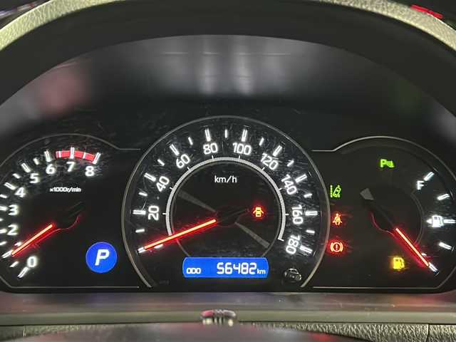 トヨタ ノア Si ダブルバイビーⅢ 広島県 2021(令3)年 5.7万km ホワイトパールクリスタルシャイン 禁煙/純正ナビ/CD/DVD/DTV/Bluetooth/バックカメラ/フリップダウンモニター/両側パワースライドドア /クルーズコントロール/LEDオートライト/オートマチックハイビーム /LDA/ビルトインETC/ドライブレコーダー/コーナーセンサー /純正アルミホイール/スマートキー/プッシュスタート /純正フロアマット/後席エアコン/アイドリングストップ