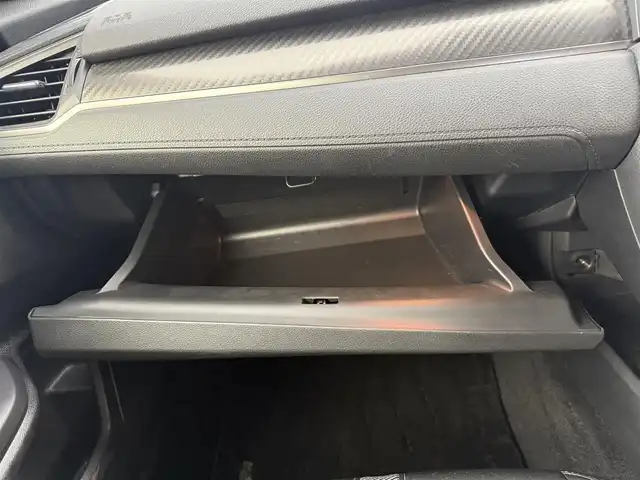 ホンダ シビック ハッチバック ホンダセンシング 愛知県 2018(平30)年 3.5万km クリスタルブラックパール ホンダセンシング/社外メモリナビ/フルセグTV/DVD/Bluetooth/CD/車高調/純正サス積み込み/バックカメラ/ビルトインETC/ドライブレコーダー/シートヒーター/LEDオートライト/純正18インチAW/純正アルミホイール/純正フロアマット/アイドリングストップ/スマートキー/スペアキー/保証書/取説