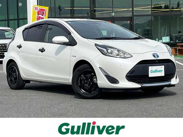 トヨタ アクア S スタイルブラック 奈良県 2020(令2)年 5.8万km ホワイトパールクリスタルシャイン 純正ナビ /地デジ /アラウンドビューモニター /ミラー型前後ドラレコ /社外15インチAW /コーナーセンサー /衝突被害軽減システム /車線逸脱警報 /ビルトインETC /TRDドアプロテクター /LEDヘッドライト