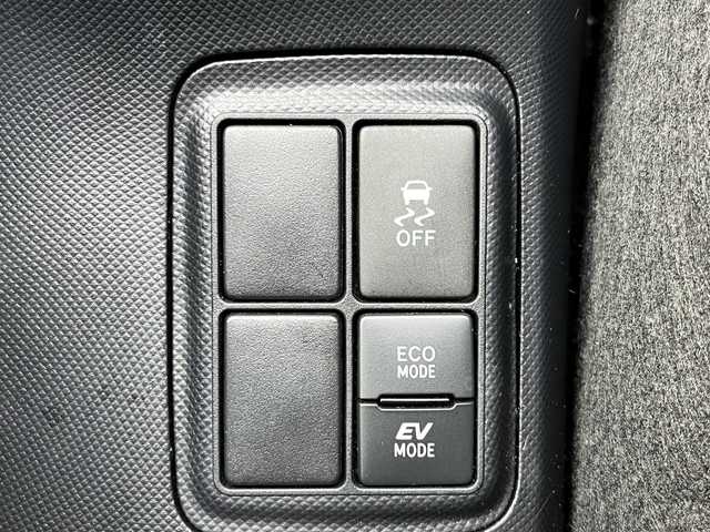 トヨタ アクア S スタイルブラック 奈良県 2020(令2)年 5.8万km ホワイトパールクリスタルシャイン 純正ナビ /地デジ /アラウンドビューモニター /ミラー型前後ドラレコ /社外15インチAW /コーナーセンサー /衝突被害軽減システム /車線逸脱警報 /ビルトインETC /TRDドアプロテクター /LEDヘッドライト