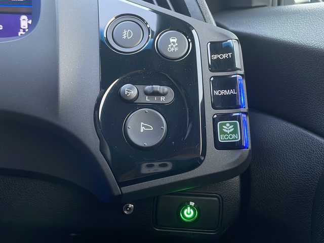 ホンダ ＣＲ－Ｚ α マスターレーベル 大阪府 2015(平27)年 0.9万km ブリリアントスポーティブルーメタリック2トーン 純正ギャザーズナビ/バック/サイドカメラ/ドライブレコーダー型ミラー/クルーズコントロール/純正１７インチAW/黒ハーフレザーシート/LEDヘッドライト/フォグランプ/スカッフイルミ/革巻きステアリング/ウインカーミラー/パドルシフト/フロアマット/ドアバイザー/保証書/取扱説明書/スペアキー1本