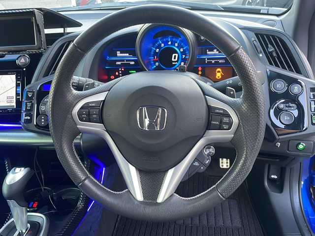 ホンダ ＣＲ－Ｚ α マスターレーベル 大阪府 2015(平27)年 0.9万km ブリリアントスポーティブルーメタリック2トーン 純正ギャザーズナビ/バック/サイドカメラ/ドライブレコーダー型ミラー/クルーズコントロール/純正１７インチAW/黒ハーフレザーシート/LEDヘッドライト/フォグランプ/スカッフイルミ/革巻きステアリング/ウインカーミラー/パドルシフト/フロアマット/ドアバイザー/保証書/取扱説明書/スペアキー1本
