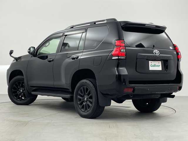 トヨタ ランドクルーザー プラド TX Lパッケージ マットブラED 愛知県 2022(令4)年 3.1万km ブラック 純正ナビ/バックカメラ/Bluetooth・AM・FM・ワンセグTV/ビルトインETC/サンルーフ/ルーフレール/１８インチアルミホイール/レザーシート/運転席助手席パワーシート/純正フロアマット/トヨタセーフティセンス/プリクラッシュセーフティ/レーンディパーチャーアラート/オートマチックハイビーム/レーダークルーズコントロール/ロードサインアシスト/発進遅れ告知/パーキングサポートブレーキ/横滑り防止/LEDヘッド/オートライト/フロントフォグランプ/電動格納ミラーウィンカー/トノカバー/DC12V/プッシュスタート/スマートキー/スペアキー1本/取扱説明書