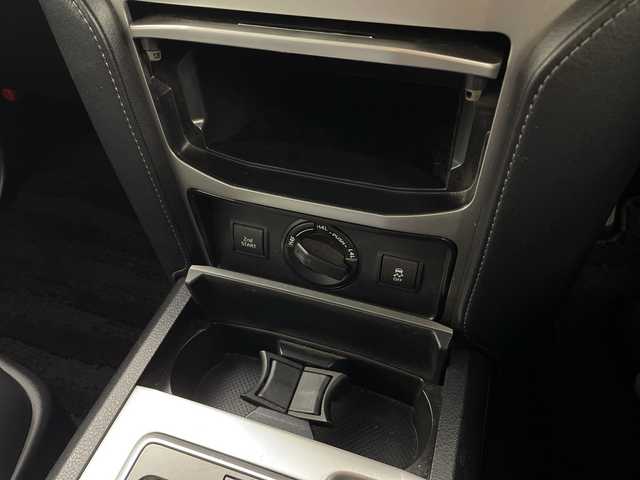 トヨタ ランドクルーザー プラド TX Lパッケージ マットブラED 愛知県 2022(令4)年 3.1万km ブラック 純正ナビ/バックカメラ/Bluetooth・AM・FM・ワンセグTV/ビルトインETC/サンルーフ/ルーフレール/１８インチアルミホイール/レザーシート/運転席助手席パワーシート/純正フロアマット/トヨタセーフティセンス/プリクラッシュセーフティ/レーンディパーチャーアラート/オートマチックハイビーム/レーダークルーズコントロール/ロードサインアシスト/発進遅れ告知/パーキングサポートブレーキ/横滑り防止/LEDヘッド/オートライト/フロントフォグランプ/電動格納ミラーウィンカー/トノカバー/DC12V/プッシュスタート/スマートキー/スペアキー1本/取扱説明書