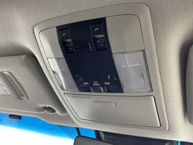 トヨタ ランドクルーザー プラド TX Lパッケージ マットブラED 愛知県 2022(令4)年 3.1万km ブラック 純正ナビ/バックカメラ/Bluetooth・AM・FM・ワンセグTV/ビルトインETC/サンルーフ/ルーフレール/１８インチアルミホイール/レザーシート/運転席助手席パワーシート/純正フロアマット/トヨタセーフティセンス/プリクラッシュセーフティ/レーンディパーチャーアラート/オートマチックハイビーム/レーダークルーズコントロール/ロードサインアシスト/発進遅れ告知/パーキングサポートブレーキ/横滑り防止/LEDヘッド/オートライト/フロントフォグランプ/電動格納ミラーウィンカー/トノカバー/DC12V/プッシュスタート/スマートキー/スペアキー1本/取扱説明書