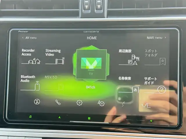 トヨタ ランドクルーザー プラド TX Lパッケージ 長崎県 2021(令3)年 5.6万km ホワイトパールクリスタルシャイン サンルーフ/黒革シート/・パワーシート/・シートヒーター/エアシート/トヨタセーフティセンス/・衝突被害軽減ブレーキ/・レーダークルーズコントロール/・レーンキープアシスト/・オートマチックハイビーム/社外メモリナビ【AVIC-CQ911】/・Bluetooth接続/・フルセグTV/・DVD再生/バックカメラ/ビルトインETC/コーナーセンサー/オートサイドステップ/ヘッドライトウォッシャー/ドライブレコーダー/MTモード付AT/革巻きステアリング