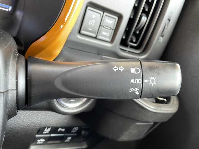 スズキ ハスラー HYBRID G 静岡県 2020(令2)年 5.2万km クールカーキPM ケンウッドナビ/・SD/・内蔵メモリ/・マルチAVブラウザ/・CD/DVD/・フルセグTV/・FM/AM/・Bluetooth/主要装備/・デュアルカメラブレーキサポート/・ステアリングスイッチ/・サイドカーテンエアバッグ/・ドライブレコーダー/・革調シートカバー/・運転席＋助手席シートヒーター/・コーナーセンサー/・アイドリングストップ/・LEDヘッドライト/・レーンキープアシスト/・ホワイトレタータイヤ