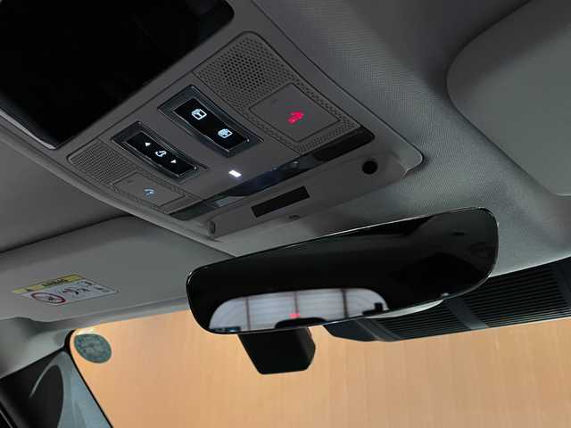 ランドローバー ランドローバー ディフェンダー 110SE 愛知県 2022(令4)年 1.9万km 青／白 MERIDIANサウンド/サンルーフ/黒革シート/シートヒーター/パワーシート/スマートキー/純正ナビ/Bluetooth/カープレイ/全方位カメラ/エアサス/ACC/LKA/BSM/純正20インチAW/保証書/スペアキー/タスマンブルー