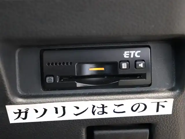 スズキ スペーシア HYBRID G 神奈川県 2019(令1)年 1.6万km シフォンアイボリーM ワンオーナー /バックカメラ/ETC /社外メモリナビ/Bluetoothオーディオ/DVDナビ/フルセグテレビ//アイドリングストップ/ドアバイザー/プッシュスタート/純正フロアマット/保証書/取説/スペアキー/記録簿(R2/3/4/5/6/全ディーラー)