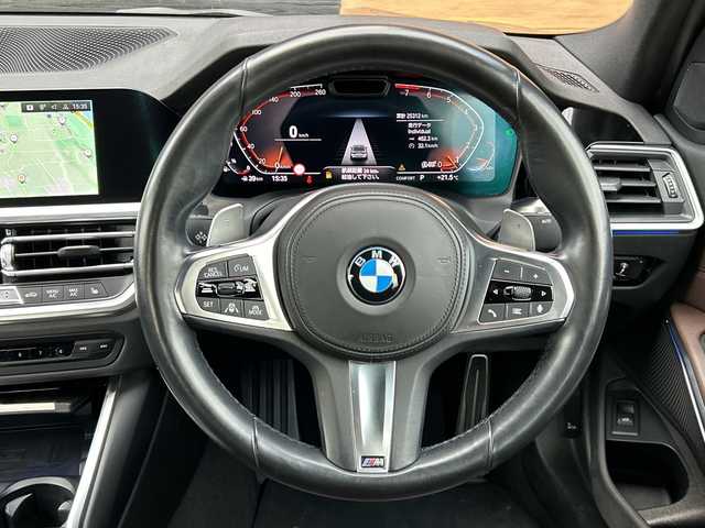 ＢＭＷ ３２０ｉ Mスポーツ 宮崎県 2022(令4)年 2.6万km サファイアブラックP 純正HDDナビ/・Bluetooth/・AM/・FM/・USB端子/バックカメラ/・前後コーナーセンサー/ドライブレコーダー/パーキングアシスト/ブラウンレザーシート/・DN席シートヒーター/・DN席パワーシート/アダプティブクルーズコントロール/・レーンキープアシスト/ブラインドスポットモニター/アンビエントライト/LEDライト/・オートライト/・オートマチックハイビーム/ハイラインパッケージ/ワイヤレス充電/ETC/プッシュスタート/スマートキー/電動リアゲート/純正18インチアルミホイール