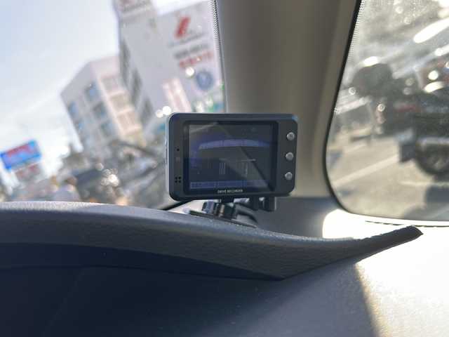 日産 セレナ ハイウェイスター 沖縄県 2020(令2)年 7.3万km インペリアルアンバーP 純正ナビTV・Ｂｌｕｅｔｏｏｔｈ・ＣＤ・ＤＶＤ/フリップダウンモニター　/両側パワースライドドア　/全方位カメラ　/ＥＴＣ　/ドライブレコーダー　/衝突軽減システム　/プロパイロット　/コーナーセンサー　/ＢＳＭ　