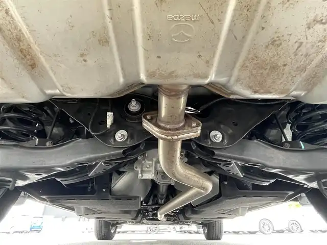 マツダ ＣＸ－５ XD フィールドジャーニー 岐阜県 2022(令4)年 1.9万km ジルコンサンドメタリック 4WD/ドライビングポジションサポートパッケージ（OP）/・リバース連動ミラー/・運転席＆助手席シートヒーター/・運転席パワーシート＆メモリーシート/・ステアリングヒーター/i-ACTIVSENSE/・アドバンストスマートシティブレーキサポート（前進時）/・スマートキシティブレーキサポート（後退時）/・レーダークルーズコントロール/・アダプティブLEDヘッドライト/・レーンキープアシストシステム/・車線逸脱警報システム/・ブラインドスポットモニターリング/・ドライバーアテンションアラート/・交通標識認識システム/ヘッドアップディスプレイ/純正SDナビ/全周囲カメラ/ハーフレザーシート/パワーバックドア/本革巻きステアリング/シフトノブ/MTモード付AT/パドルシフト/純正17インチAW/純正ラバーマット/ETC/スマートキー×2