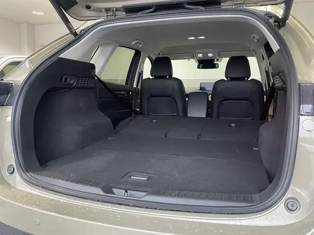 マツダ ＣＸ－５ XD フィールドジャーニー 岐阜県 2022(令4)年 1.9万km ジルコンサンドメタリック 4WD/ドライビングポジションサポートパッケージ（OP）/・リバース連動ミラー/・運転席＆助手席シートヒーター/・運転席パワーシート＆メモリーシート/・ステアリングヒーター/i-ACTIVSENSE/・アドバンストスマートシティブレーキサポート（前進時）/・スマートキシティブレーキサポート（後退時）/・レーダークルーズコントロール/・アダプティブLEDヘッドライト/・レーンキープアシストシステム/・車線逸脱警報システム/・ブラインドスポットモニターリング/・ドライバーアテンションアラート/・交通標識認識システム/ヘッドアップディスプレイ/純正SDナビ/全周囲カメラ/ハーフレザーシート/パワーバックドア/本革巻きステアリング/シフトノブ/MTモード付AT/パドルシフト/純正17インチAW/純正ラバーマット/ETC/スマートキー×2