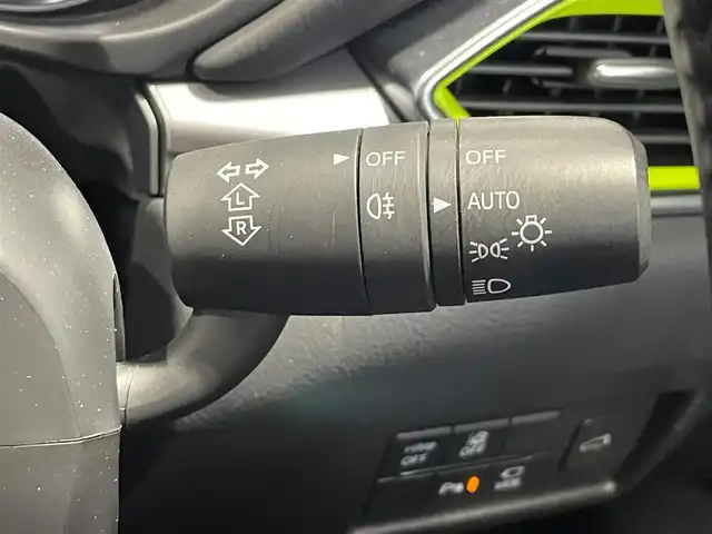 マツダ ＣＸ－５ XD フィールドジャーニー 岐阜県 2022(令4)年 1.9万km ジルコンサンドメタリック 4WD/ドライビングポジションサポートパッケージ（OP）/・リバース連動ミラー/・運転席＆助手席シートヒーター/・運転席パワーシート＆メモリーシート/・ステアリングヒーター/i-ACTIVSENSE/・アドバンストスマートシティブレーキサポート（前進時）/・スマートキシティブレーキサポート（後退時）/・レーダークルーズコントロール/・アダプティブLEDヘッドライト/・レーンキープアシストシステム/・車線逸脱警報システム/・ブラインドスポットモニターリング/・ドライバーアテンションアラート/・交通標識認識システム/ヘッドアップディスプレイ/純正SDナビ/全周囲カメラ/ハーフレザーシート/パワーバックドア/本革巻きステアリング/シフトノブ/MTモード付AT/パドルシフト/純正17インチAW/純正ラバーマット/ETC/スマートキー×2