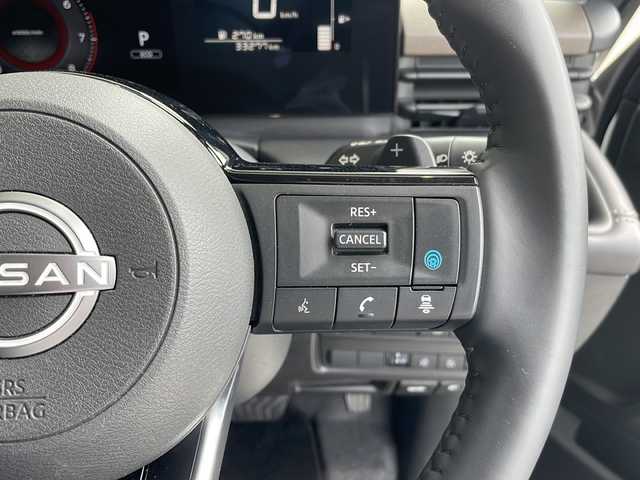 日産 セレナ ハイウェイスター V 愛知県 2023(令5)年 3.4万km プリズムホワイト プロパイロット/衝突被害軽減ブレーキ/純正SD（ナビあり）/両側パワースライドドア/クルーズコントロール/フルセグTV/Bluetooth/バックカメラ/コーナーセンサー/純正アルミホイール/ブラインドスポットモニター/LEDヘッドライト/パドルシフト/リアオートエアコン/オートマチックハイビーム/ステアリングスイッチ/スマートキー/プッシュスタート