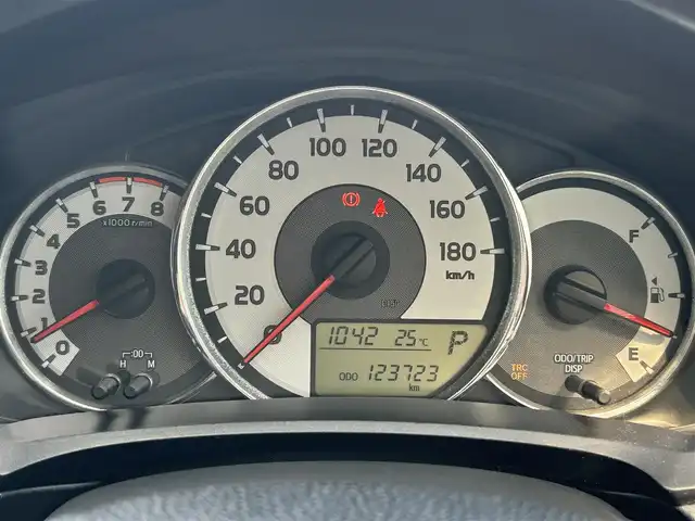 トヨタ カローラ フィールダー 1．5G 山形県 2014(平26)年 12.4万km スーパーホワイトⅡ ４WD/社外SDナビ/フルセグTV/FM/AM/DVD/Bluetooth/横ブレ防止装置/社外マット/純正バイザー/Allパワーウィンドゥ/ETC/バックカメラ/ダブルエアバックサイド