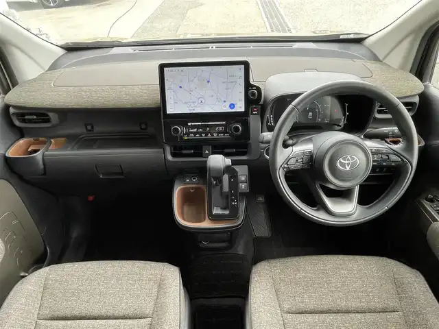 トヨタ シエンタ Z 東京都 2023(令5)年 1.4万km ベージュ 純正１０．５型ナビフルセグ　/・AppleCarPlay＆AndroidAuto/・BluetoothAudio/・CD/SD/DVD/AM/FM/USB/ブラインドスポットモニター　/純正ＬＥＤヘッドライト　/ハンズフリーパワースライドドア　/セーフティセンス /（衝突回避支援パッケージ）/・プリクラッシュセーフティ/・レーンディパーチャーアラート/・アダプティブクルーズコントロール/・アダプティブハイビーム/・ロードサインアシスト/・発進遅れ告知機能/・プロアクティブドライビングアシスト/・パーキングサポートブレーキ /前方ドライブレコーダー/バックガイドモニター/ビルトインETC /プッシュエンジンスタート/スマートキー/スペアキーX1/保証書＆取説
