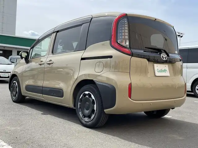 トヨタ シエンタ Z 東京都 2023(令5)年 1.4万km ベージュ 純正１０．５型ナビフルセグ　/・AppleCarPlay＆AndroidAuto/・BluetoothAudio/・CD/SD/DVD/AM/FM/USB/ブラインドスポットモニター　/純正ＬＥＤヘッドライト　/ハンズフリーパワースライドドア　/セーフティセンス /（衝突回避支援パッケージ）/・プリクラッシュセーフティ/・レーンディパーチャーアラート/・アダプティブクルーズコントロール/・アダプティブハイビーム/・ロードサインアシスト/・発進遅れ告知機能/・プロアクティブドライビングアシスト/・パーキングサポートブレーキ /前方ドライブレコーダー/バックガイドモニター/ビルトインETC /プッシュエンジンスタート/スマートキー/スペアキーX1/保証書＆取説