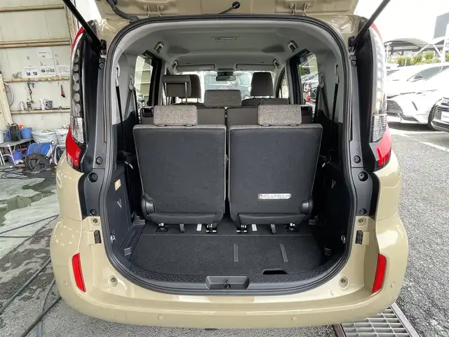 トヨタ シエンタ Z 東京都 2023(令5)年 1.4万km ベージュ 純正１０．５型ナビフルセグ　/・AppleCarPlay＆AndroidAuto/・BluetoothAudio/・CD/SD/DVD/AM/FM/USB/ブラインドスポットモニター　/純正ＬＥＤヘッドライト　/ハンズフリーパワースライドドア　/セーフティセンス /（衝突回避支援パッケージ）/・プリクラッシュセーフティ/・レーンディパーチャーアラート/・アダプティブクルーズコントロール/・アダプティブハイビーム/・ロードサインアシスト/・発進遅れ告知機能/・プロアクティブドライビングアシスト/・パーキングサポートブレーキ /前方ドライブレコーダー/バックガイドモニター/ビルトインETC /プッシュエンジンスタート/スマートキー/スペアキーX1/保証書＆取説