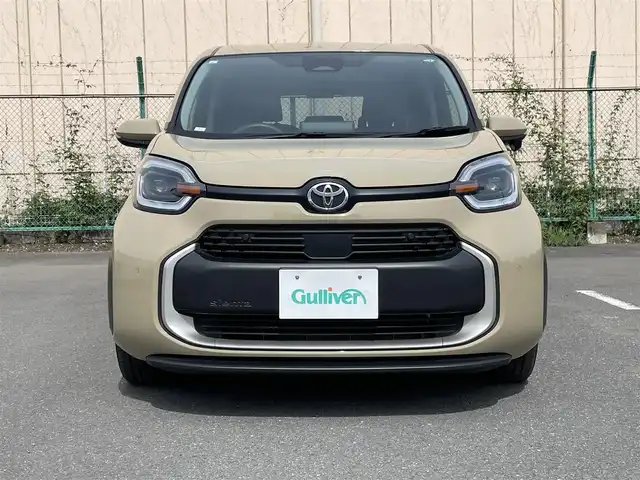 トヨタ シエンタ Z 東京都 2023(令5)年 1.4万km ベージュ 純正１０．５型ナビフルセグ　/・AppleCarPlay＆AndroidAuto/・BluetoothAudio/・CD/SD/DVD/AM/FM/USB/ブラインドスポットモニター　/純正ＬＥＤヘッドライト　/ハンズフリーパワースライドドア　/セーフティセンス /（衝突回避支援パッケージ）/・プリクラッシュセーフティ/・レーンディパーチャーアラート/・アダプティブクルーズコントロール/・アダプティブハイビーム/・ロードサインアシスト/・発進遅れ告知機能/・プロアクティブドライビングアシスト/・パーキングサポートブレーキ /前方ドライブレコーダー/バックガイドモニター/ビルトインETC /プッシュエンジンスタート/スマートキー/スペアキーX1/保証書＆取説