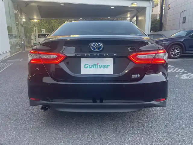 トヨタ カムリ G レザーパッケージ 神奈川県 2017(平29)年 3.6万km アティチュードブラックマイカ 純正メモリナビ/・DTV/CD/DVD/Bluetooth/ラジオ/バックカメラ/純正前方ドライブレコーダー/ヘッドアップディスプレイ/Toyota Safety Sense P/・プリクラッシュセーフティシステム/・レーンディパーチャーアラート/・オートマチックハイビーム/・レーダークルーズコントロール/ブラインドスポットモニター/リアクロストラフィックアラート/インテリジェントクリアランスソナー/ベージュ革シート/D/N席パワーシート/D/N席シートヒーター/ビルトインETC/USBソケット/AC100V電源(トランク側)/ドアバイザー/純正フロアマット/純正トランクマット/革巻きステアリング/革巻きシフトノブ/MTモード付AT/純正18インチアルミホイール/純正LEDヘッドライト/フォグランプ/スマートキー×2/取扱説明書/新車時保証書