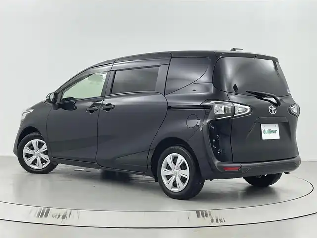 トヨタ シエンタ G 埼玉県 2021(令3)年 2.8万km ブラックマイカ 純正ナビ　（CD/DVD/BT/FM/AM）/地デジフルセグ　/純正１２．１型後席ディスプレイ　/全方位カメラ　/両側パワースライドドア　/トヨタセーフティセンス　/前後コーナーセンサー　/オートハイビーム　/ＥＴＣ車載器/純正フロアマット