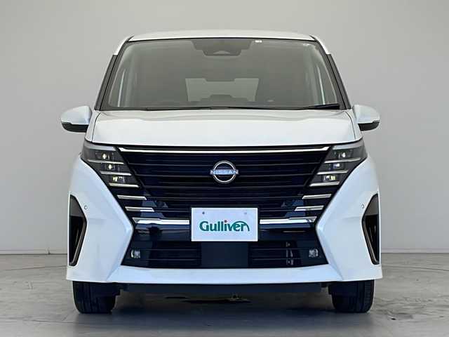 日産 セレナ ハイウェイスター V 愛知県 2023(令5)年 3.9万km プリズムホワイト プロパイロット/衝突軽減システム/純正9型ナビ/両側パワースライドドア/クルーズコントロール/フルセグ/Bluetooth/バックカメラ/イージーオープン機能/コーナーセンサー/純正アルミホイール/ブラインドスポットモニター/LEDヘッドライト/パドルシフト/オートマチックハイビーム/ステアリングスイッチ/スマートキー/プッシュスタート
