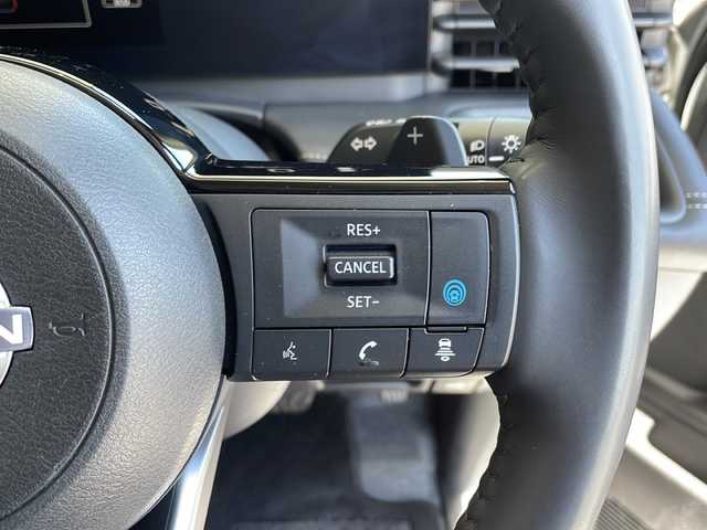 日産 セレナ ハイウェイスター V 愛知県 2023(令5)年 3.9万km プリズムホワイト プロパイロット/衝突軽減システム/純正9型ナビ/両側パワースライドドア/クルーズコントロール/フルセグ/Bluetooth/バックカメラ/イージーオープン機能/コーナーセンサー/純正アルミホイール/ブラインドスポットモニター/LEDヘッドライト/パドルシフト/オートマチックハイビーム/ステアリングスイッチ/スマートキー/プッシュスタート