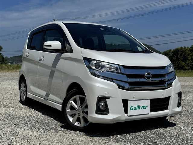 日産 デイズ ハイウェイスターX 兵庫県 2019(平31)年 2.2万km ホワイトパール 純正オーディオ/アラウンドビューモニター/アイドリングストップ/ETC/AUTOハイビーム/AUTOライト/ステアリングリモコン/スマートキー