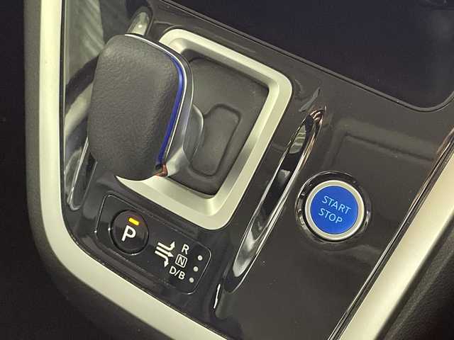日産 セレナ e－パワー ハイウェイスター V 神奈川県 2018(平30)年 7.2万km ダイヤモンドブラック エマージェンシーブレーキ/オートマチックハイビーム/純正9型ナビ/Bluetooth/フルセグ/CD DVD/パーキングアシスト/フリップダウンモニター/ドライブレコーダー/ETC/横滑り防止装置/革ステアリング/ステアリングスイッチ/オートライト/クルーズコントロール/インテリジェントミラー/スペアキー/プッシュスタート/シートリフター/LEDヘッドライト/フォグランプ/コーナーセンサー/電動格納ミラー/ウィンカーミラー/純正フロアマット/純正アルミホイール/純正バイザー/社外アルミスタッドレス４本積込
