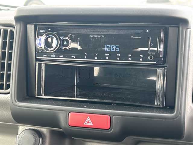 スズキ エブリイ JOIN 岐阜県 2025(令7)年 0.1万km パールホワイト 社外オーディオ/Bluetooth/CD/ワンオーナー/純正マット/純正ドアバイザー/シートヒーター/横滑り防止装置/車線逸脱警報装置/電動格納ミラー/オートライト/衝突軽減ブレーキ/コーナーセンサー
