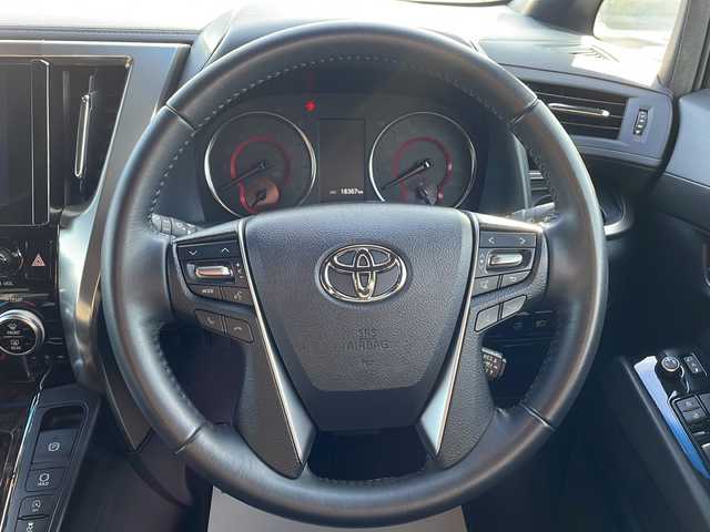 トヨタ アルファード S タイプゴールドⅡ 岩手県 2021(令3)年 1.9万km ブラック 純正ディスプレイオーディオ/バックカメラ/ビルトインETC/両側パワースライドドア/クルーズコントロール/衝突被害軽減ブレーキ/レーンキープアシスト/横滑り防止装置/アイドリングストップ/オートライト/オートハイビーム/LEDヘッドライト/フォグランプ/スマートキー/プッシュスタート/電動格納ミラー/純正18インチAW/純正フロアマット/ドアバイザー/保証書