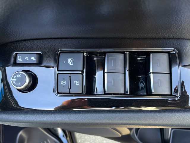 トヨタ アルファード S タイプゴールドⅡ 岩手県 2021(令3)年 1.9万km ブラック 純正ディスプレイオーディオ/バックカメラ/ビルトインETC/両側パワースライドドア/クルーズコントロール/衝突被害軽減ブレーキ/レーンキープアシスト/横滑り防止装置/アイドリングストップ/オートライト/オートハイビーム/LEDヘッドライト/フォグランプ/スマートキー/プッシュスタート/電動格納ミラー/純正18インチAW/純正フロアマット/ドアバイザー/保証書