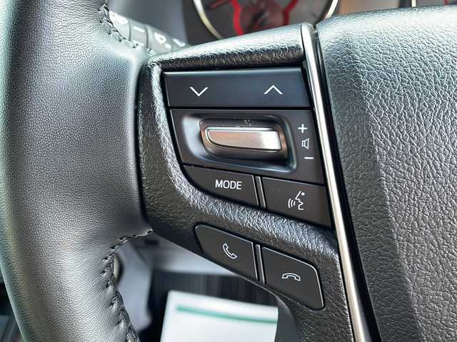 トヨタ アルファード S タイプゴールドⅡ 岩手県 2021(令3)年 1.9万km ブラック 純正ディスプレイオーディオ/バックカメラ/ビルトインETC/両側パワースライドドア/クルーズコントロール/衝突被害軽減ブレーキ/レーンキープアシスト/横滑り防止装置/アイドリングストップ/オートライト/オートハイビーム/LEDヘッドライト/フォグランプ/スマートキー/プッシュスタート/電動格納ミラー/純正18インチAW/純正フロアマット/ドアバイザー/保証書