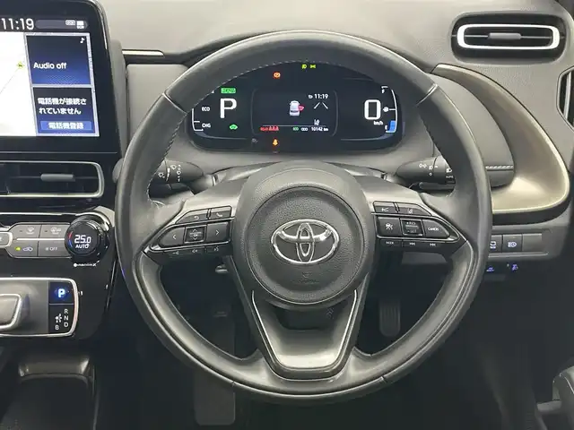 トヨタ アクア Z 愛知県 2022(令4)年 1.1万km プラチナホワイトパールマイカ 純正１０．５型ＤＡナビ　全方位カメラ　ＤＶＤデッキ　フルセグＴＶ　ＡＣ１００Ｖ電源　ＢＳＭ　録画機能付きミラー　セーフティセンス　衝突軽減　追従クリコン　ＬＥＤオートライト　コーナーセンサー　禁煙車　スペアタイヤ